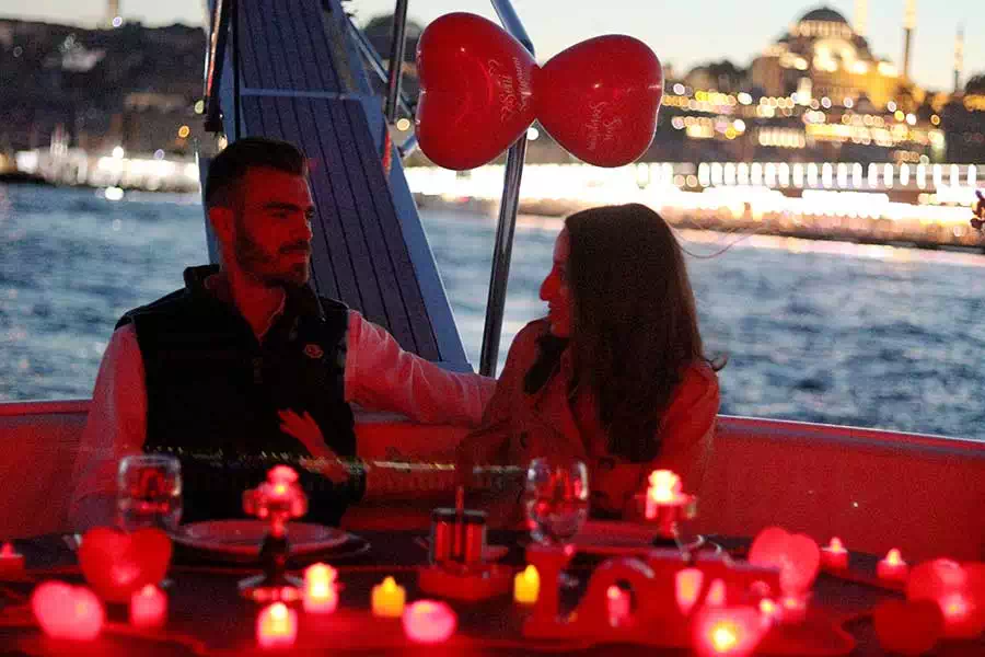 Private Bosphorus Dinner Cruise