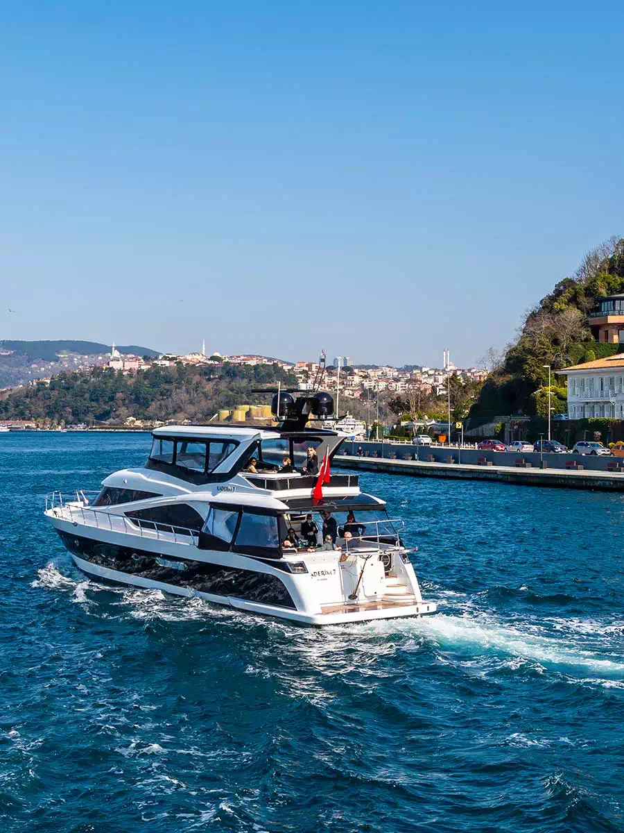 Private Bosphorus Lunch Cruise