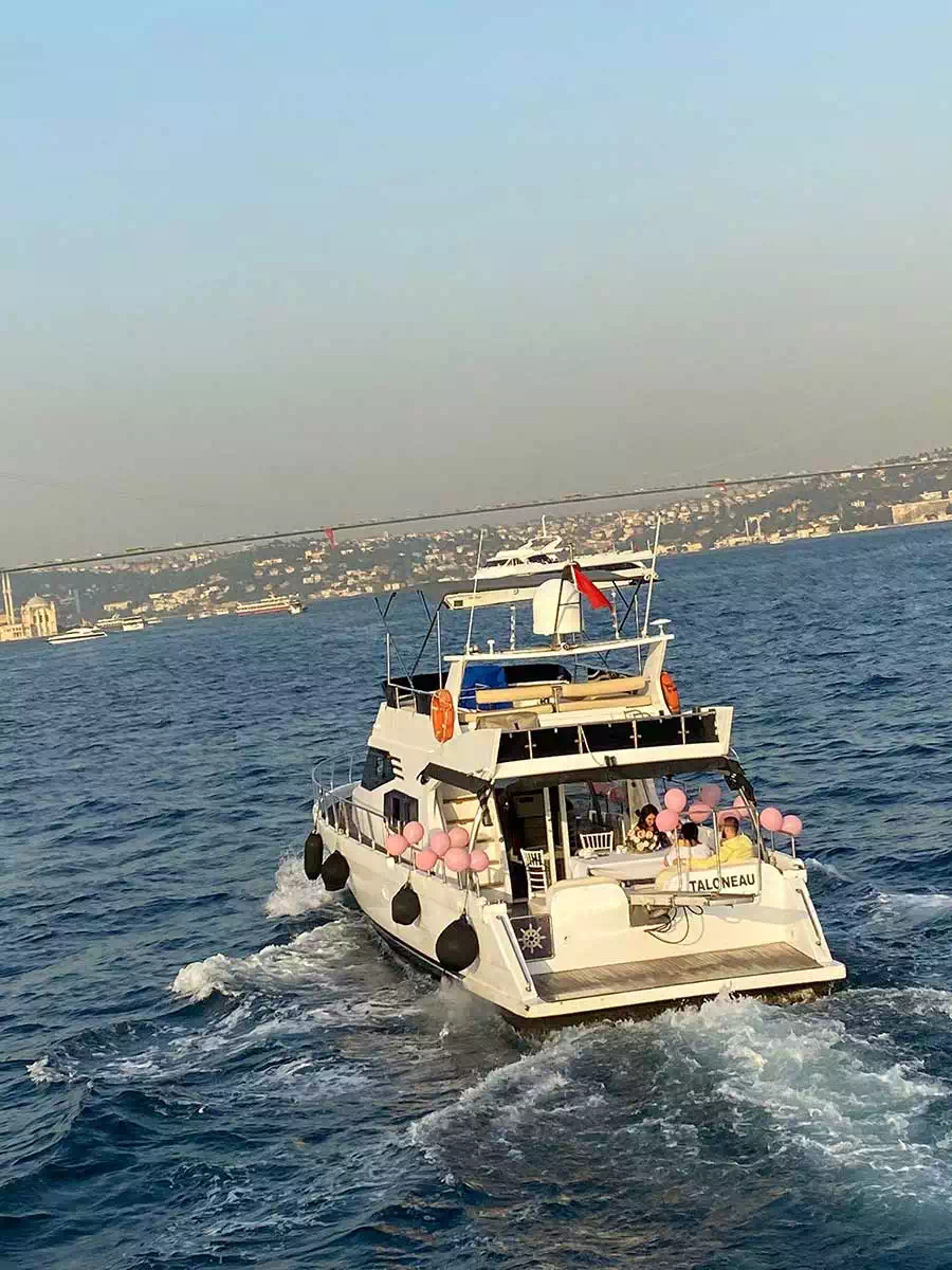 Private Bosphorus Sightseeing Cruise